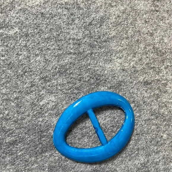 Blue plastic belt buckle - Picture 2 of 8